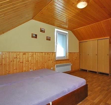 Privát MRÁZIK Vila Partizanska lupca Exterior foto